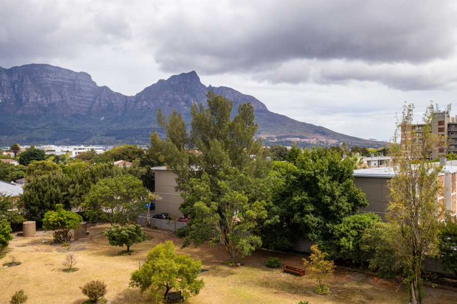 To Let 2 Bedroom Property for Rent in Claremont Western Cape